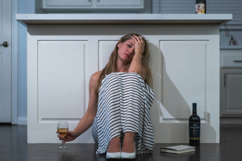 Кодування від алкоголізму вдома чи в медцентрі – що обрати